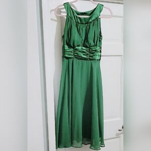 Connected Apparel Women's Size 6 Emerald Green Sleeveless Midi Dress, Formal